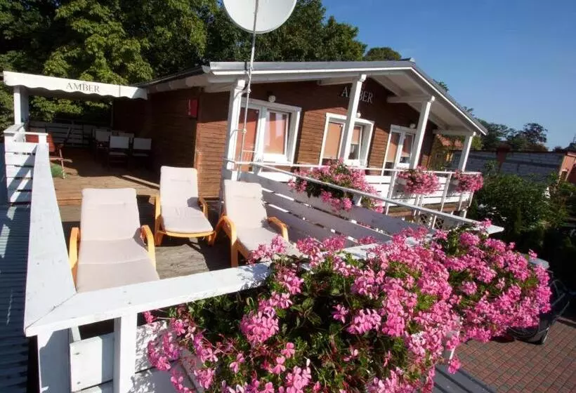 ペンション Amber Dziwnów   Pokoje I Apartamenty & Spa