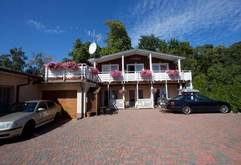 ペンション Amber Dziwnów   Pokoje I Apartamenty & Spa