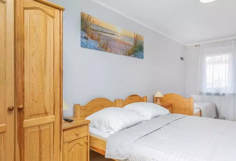 ペンション Amber Dziwnów   Pokoje I Apartamenty & Spa