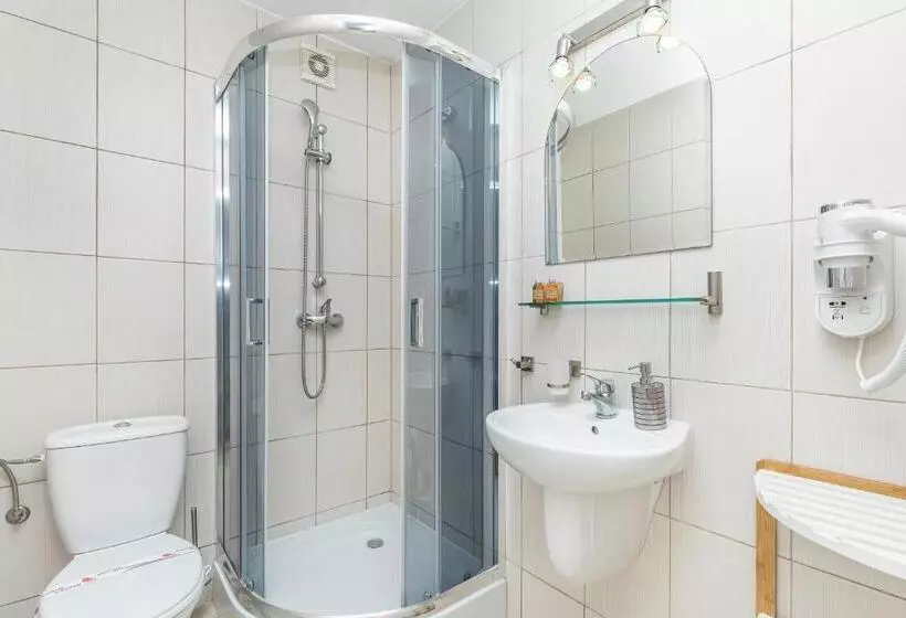 ペンション Amber Dziwnów   Pokoje I Apartamenty & Spa