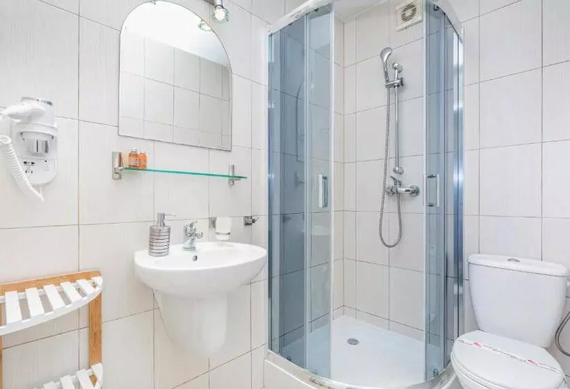 ペンション Amber Dziwnów   Pokoje I Apartamenty & Spa