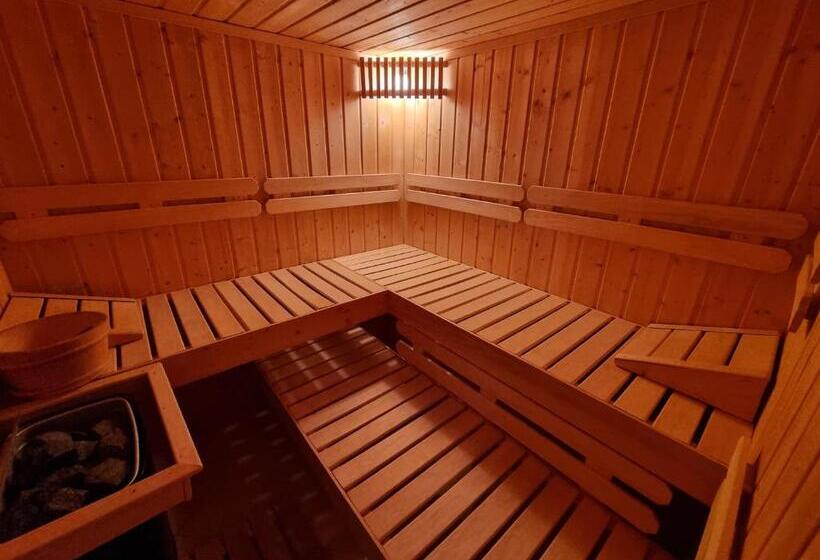 膳宿费 Mountain House