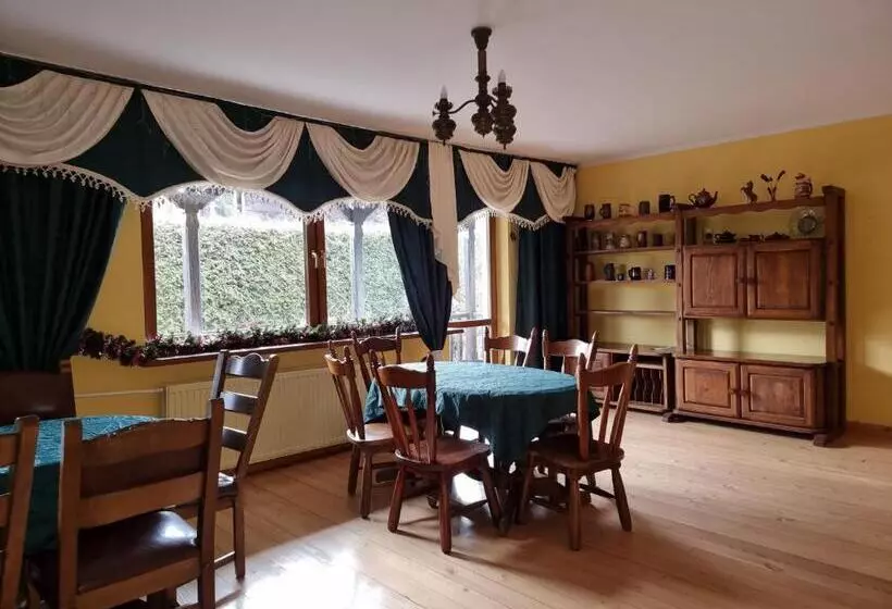 ペンション Mountain House