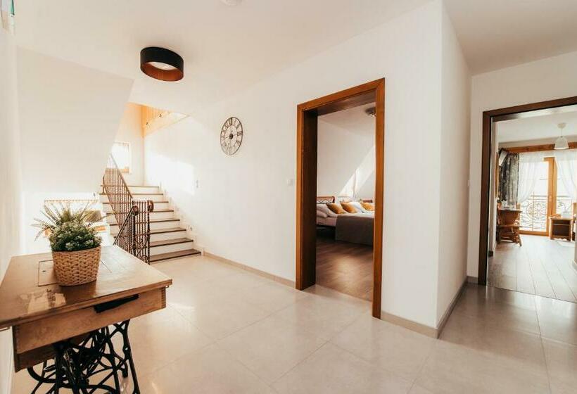 ペンション Willa Giergonia