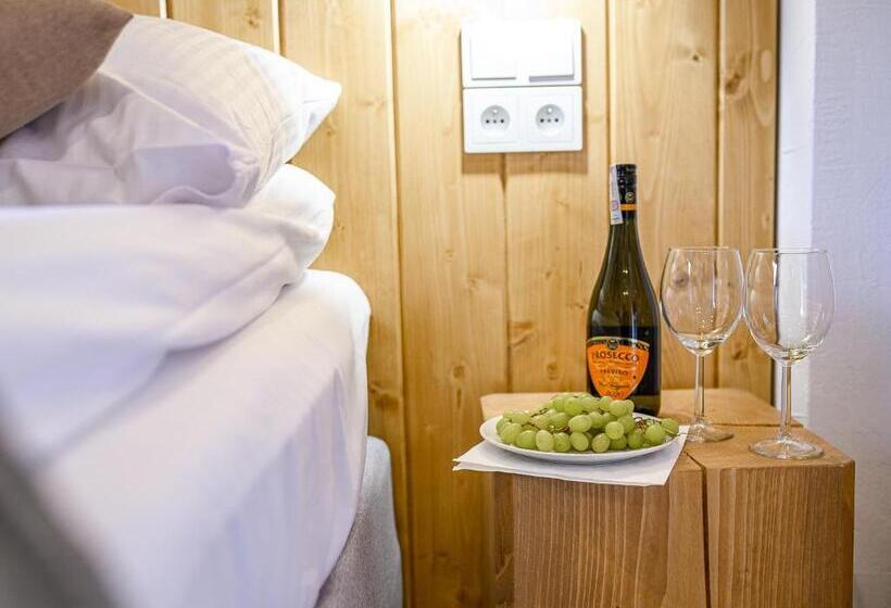 Visitzakopane   Willa Bajka Apartments