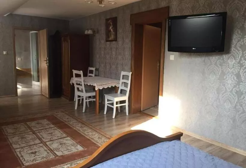 ユースホステル Zajazd Rycerski