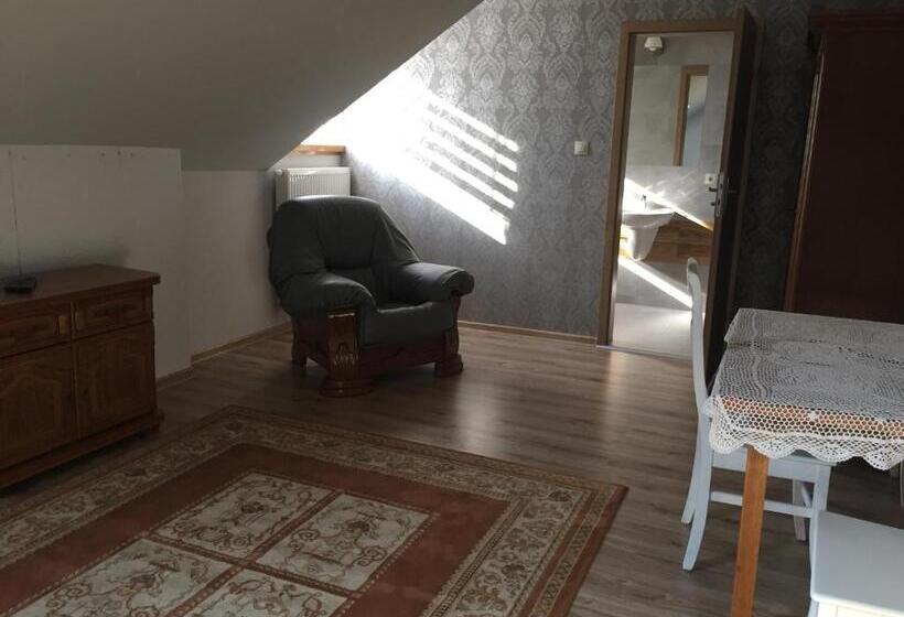 호스텔 Zajazd Rycerski