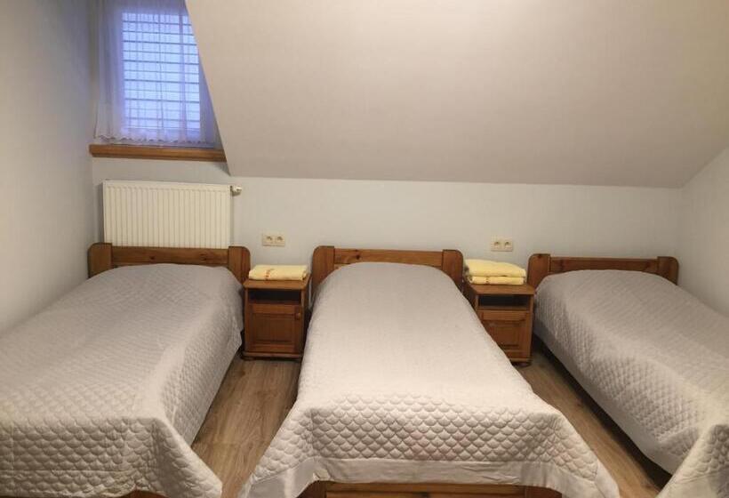 호스텔 Zajazd Rycerski