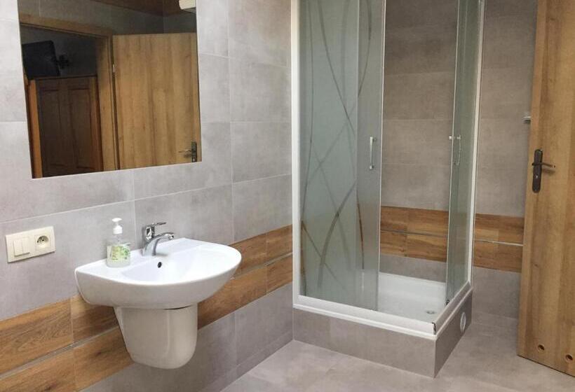 호스텔 Zajazd Rycerski