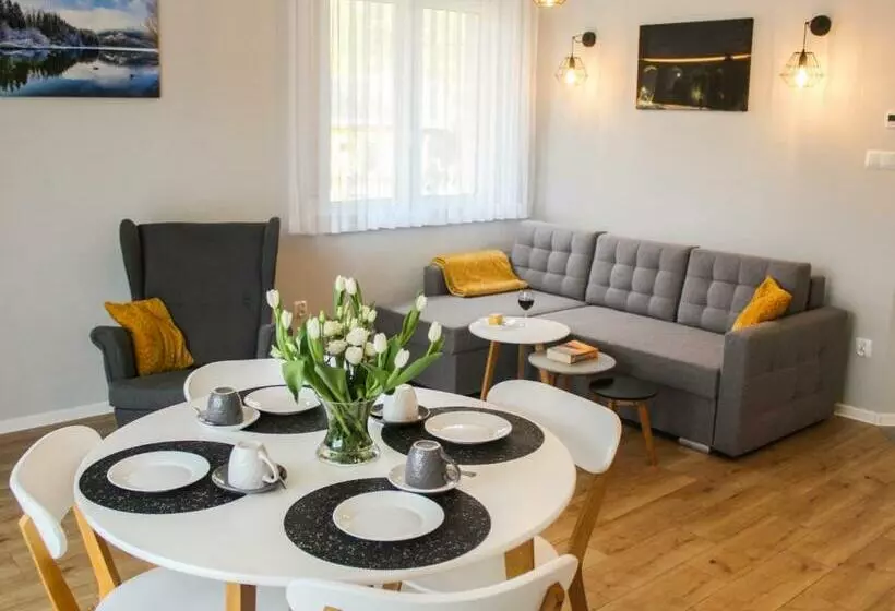 Apartamenty Szarotka