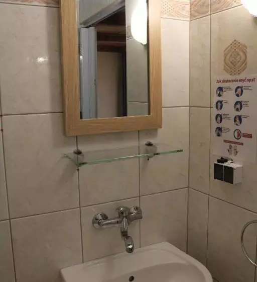 Aamiaismajoitus (B&B) Dom Gościnny Posejdon