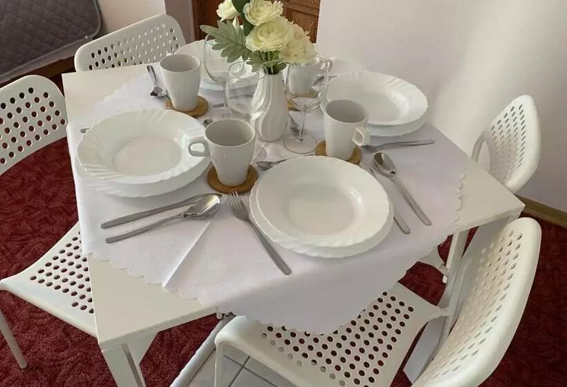 Aamiaismajoitus (B&B) Dom Gościnny Posejdon