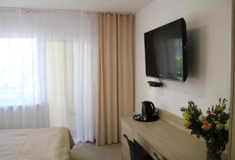 Aamiaismajoitus (B&B) Dom Gościnny Posejdon