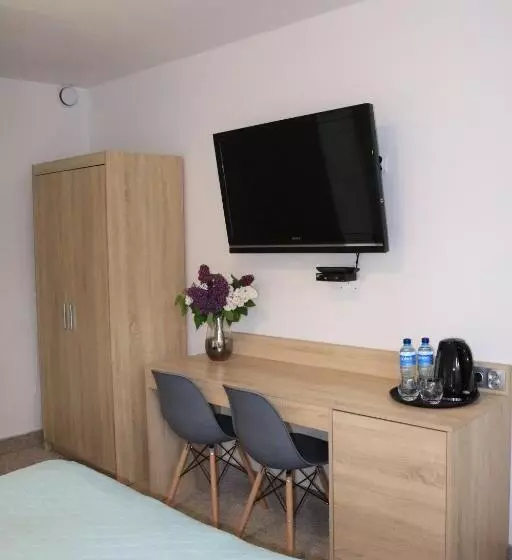 Aamiaismajoitus (B&B) Dom Gościnny Posejdon