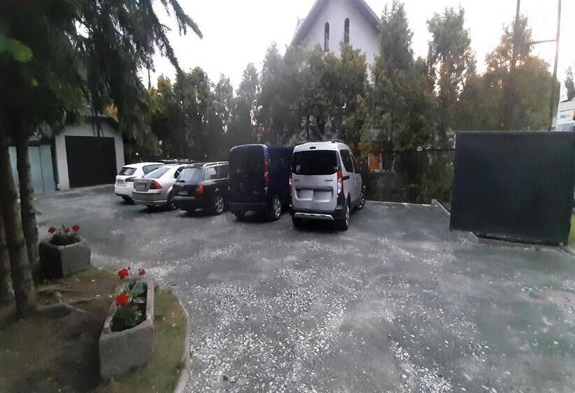 Bed and Breakfast Dworek Pod świerkami