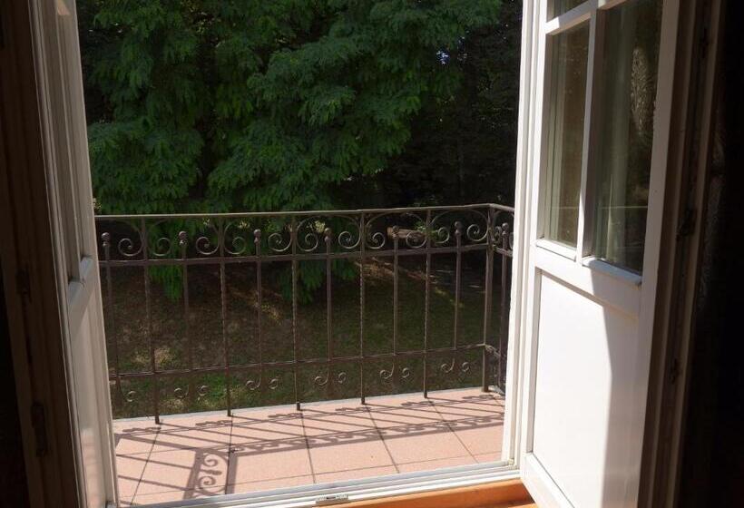 Bed and Breakfast Pokoje Gościnne Pałac W Balicach Instytut Zootechniki Pib