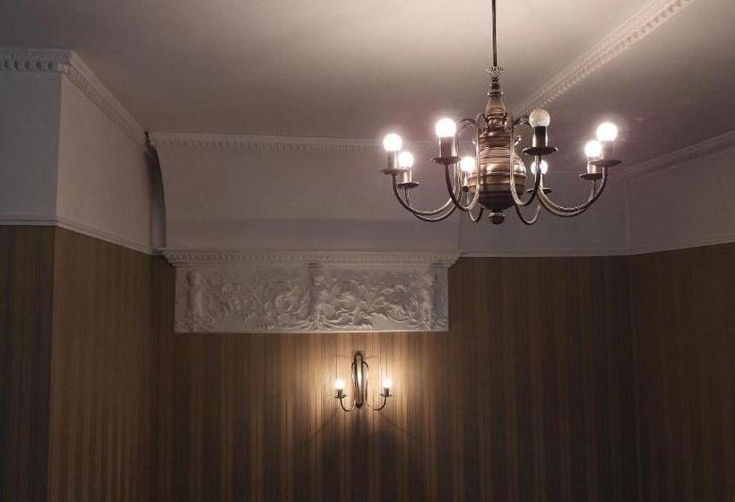 Bed and Breakfast Pokoje Gościnne Pałac W Balicach Instytut Zootechniki Pib