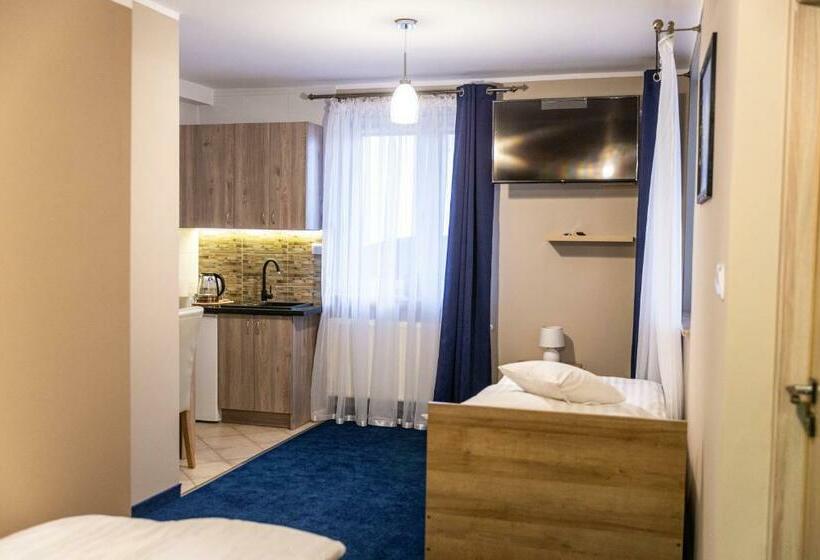 ベッドアンドブレックファースト Rr Pokoje