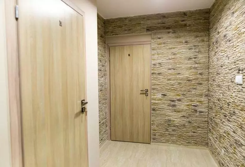 ベッドアンドブレックファースト Rr Pokoje