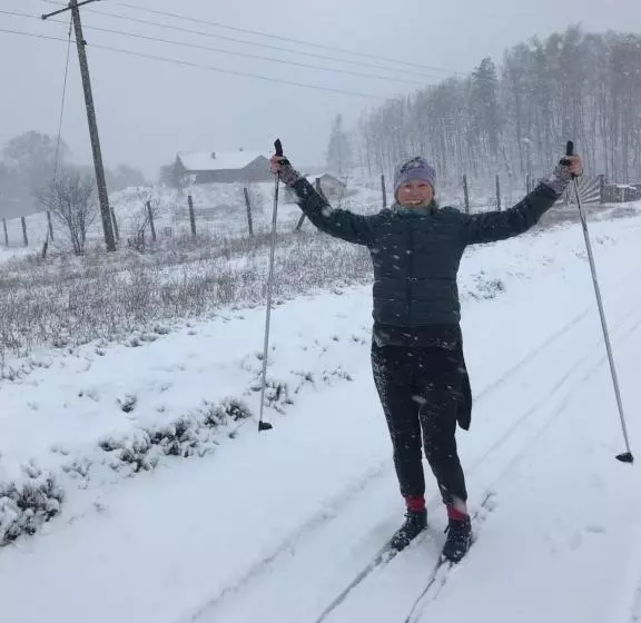 Aamiaismajoitus (B&B) żurawi Jar