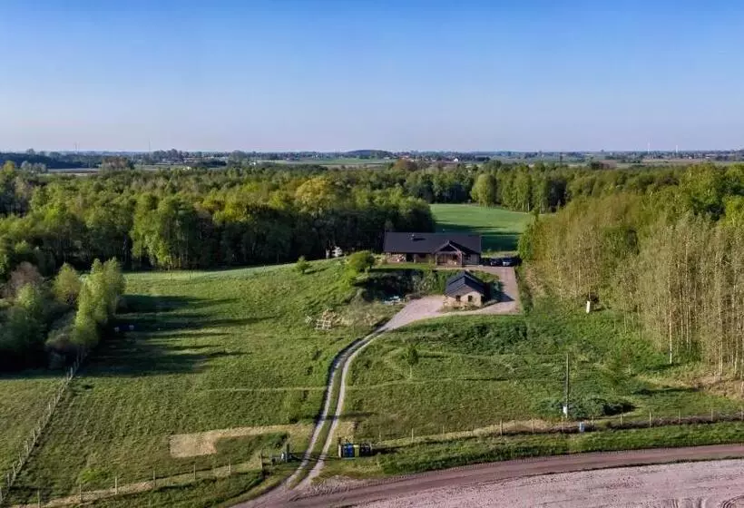 Aamiaismajoitus (B&B) żurawi Jar