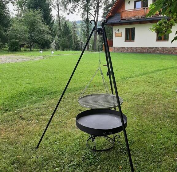 ベッドアンドブレックファースト Willa Tomida