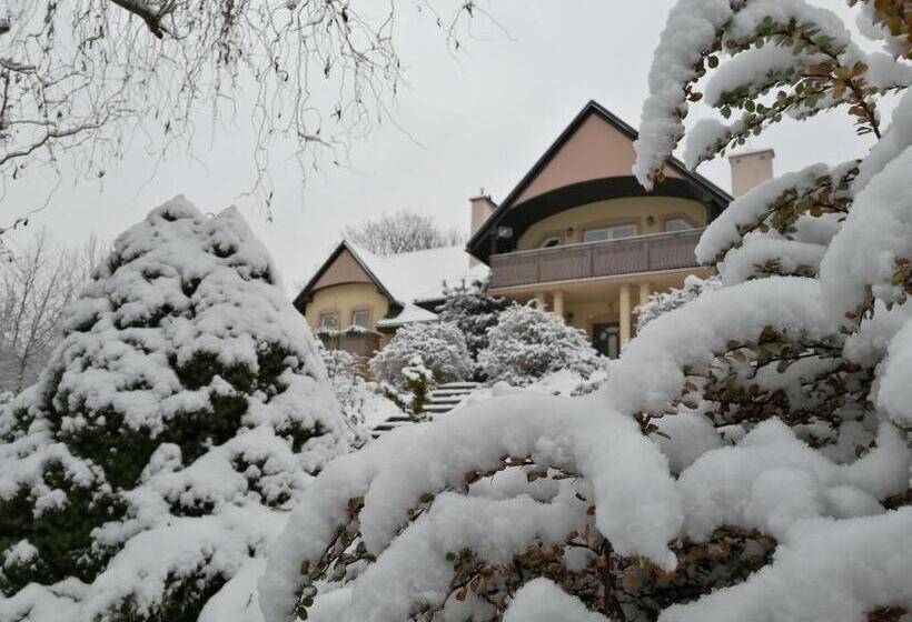 בית מלון כפרי Agroturystyka Iwańcze Pole