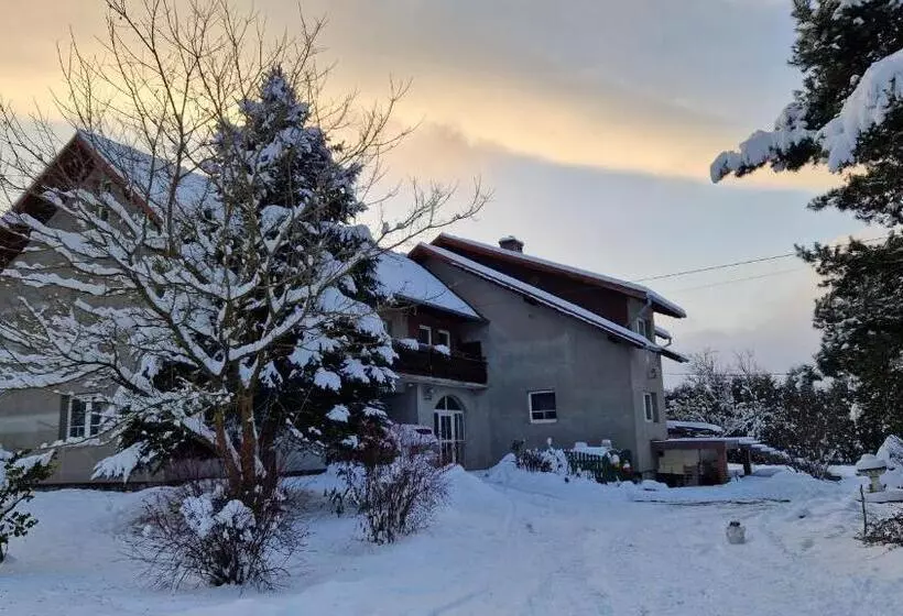 هتل Agroturystyka Nad Cichą