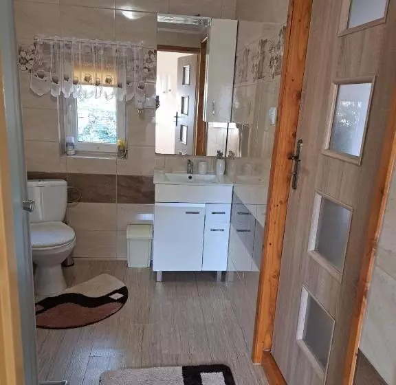 Hotelli Domek Pod świerkami
