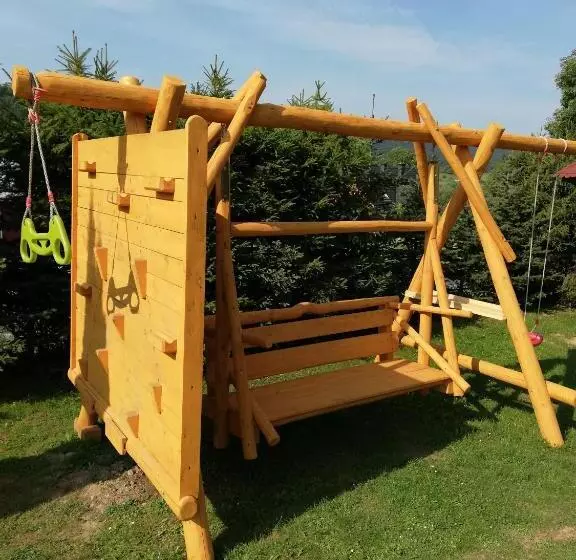 Hotelli Domek Pod świerkami