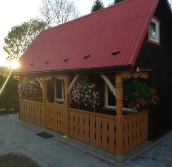 Hotelli Domek Pod świerkami