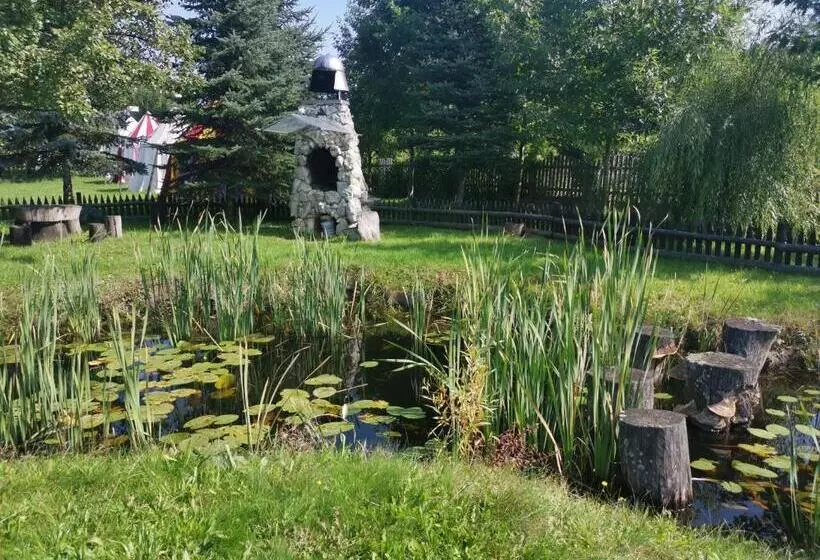 Hotelli Gród Pędzików