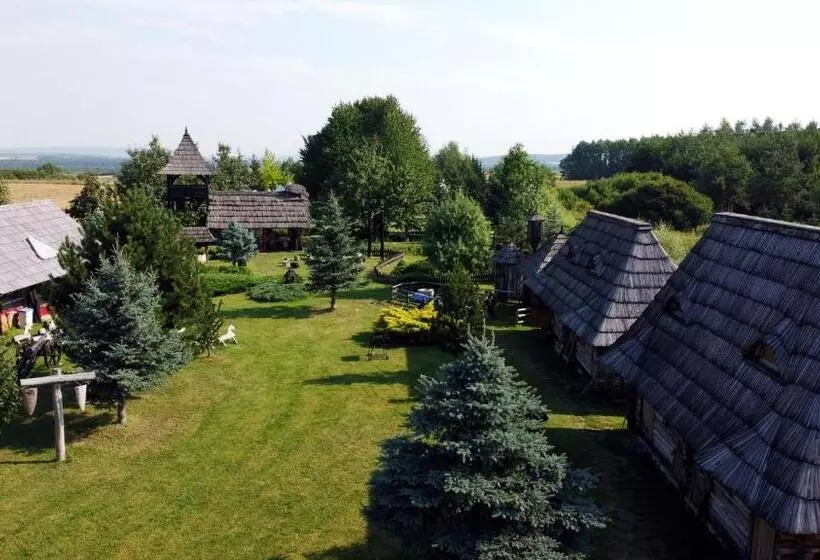 Hotelli Gród Pędzików