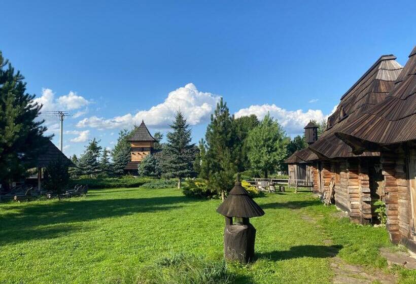 酒店 Gród Pędzików