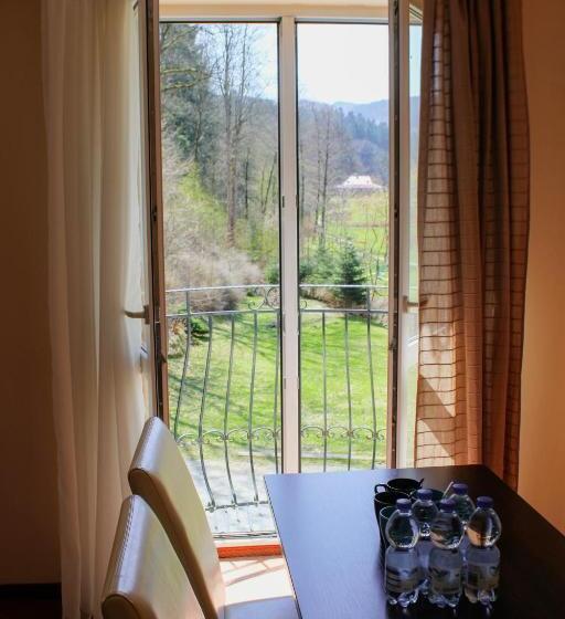 Отель Pensjonat 4 Pory Roku