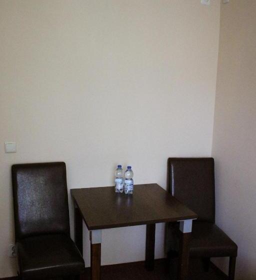 Отель Pensjonat 4 Pory Roku