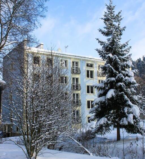 Отель Pensjonat 4 Pory Roku