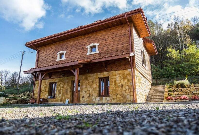 酒店 Ranczo W Dolinie   Bałtów