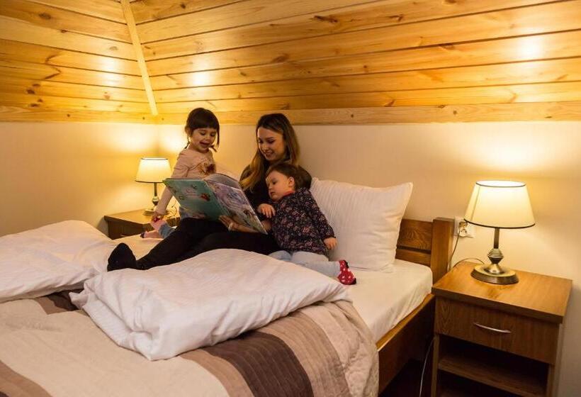 酒店 Ranczo W Dolinie   Bałtów