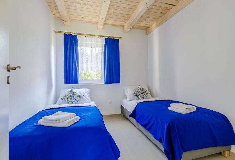 בית מלון כפרי źródło Raduni