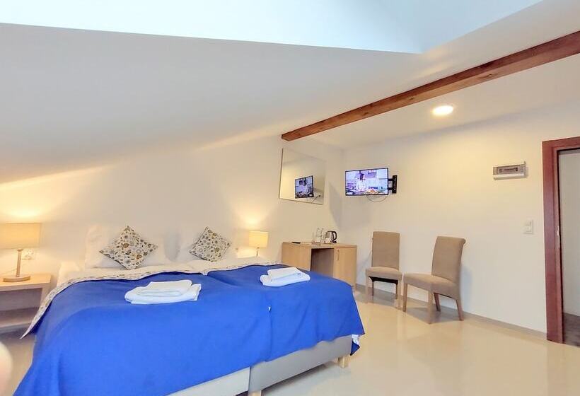 בית מלון כפרי źródło Raduni