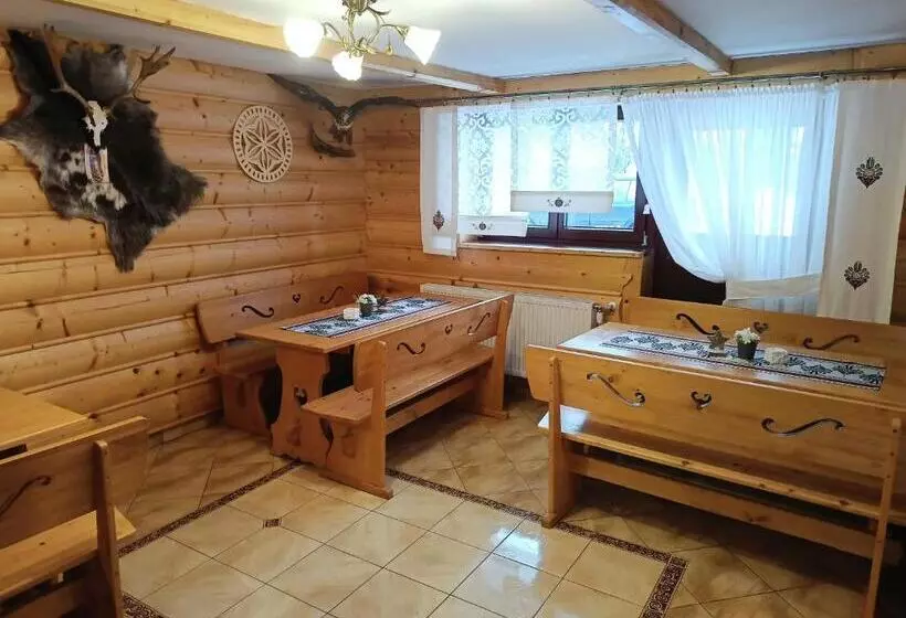 Hotelli Willa Wyrostek