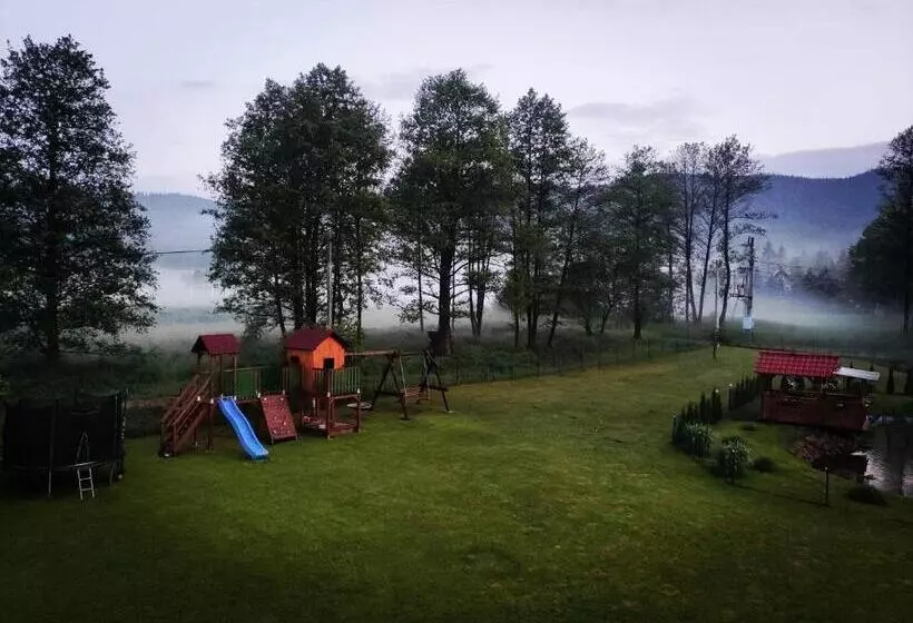 Majatalo Nad Cedronem