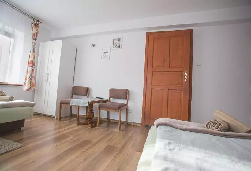 Majatalo Nad Cedronem