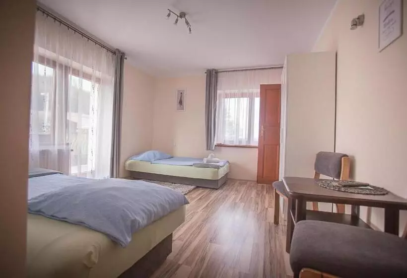 Majatalo Nad Cedronem