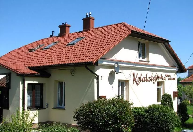 Majatalo Apartamenty I Pokoje Gościnne Kołodziejówka