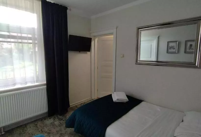 Majatalo Apartamenty I Pokoje Gościnne Kołodziejówka