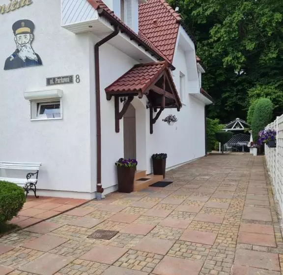 Majatalo Willa Admirał