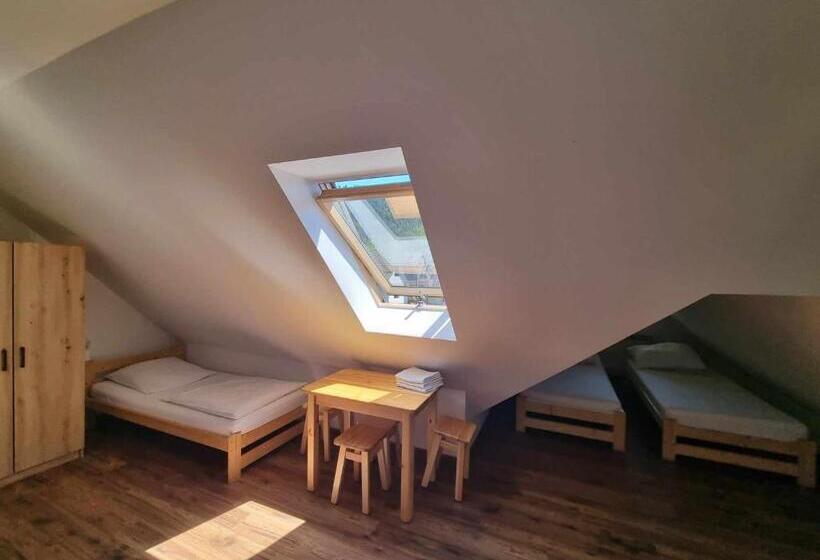 ペンション Willa Gazda