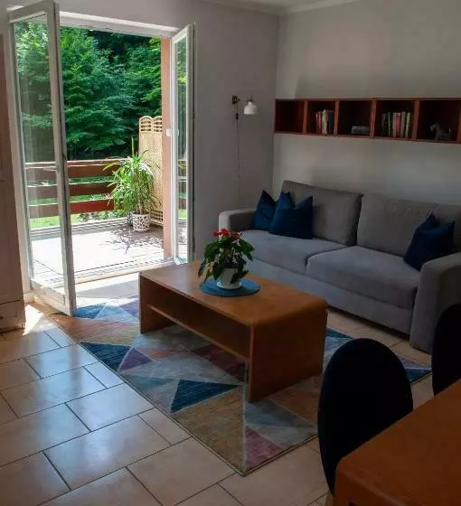 پانسیون Willa Monti